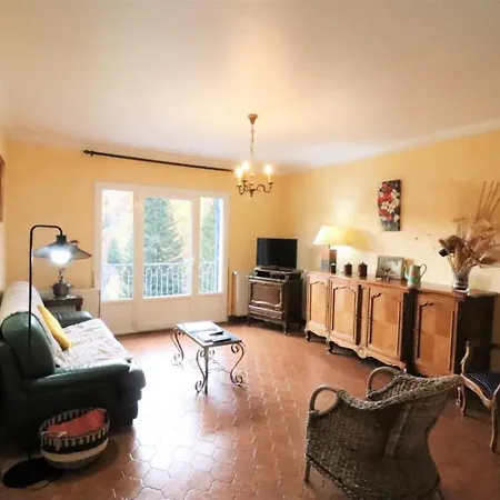 Maison De Caractere Avec Jardin, 5 Pers., - Parc Des Volcans D'auvergne - Fr-1-742-117